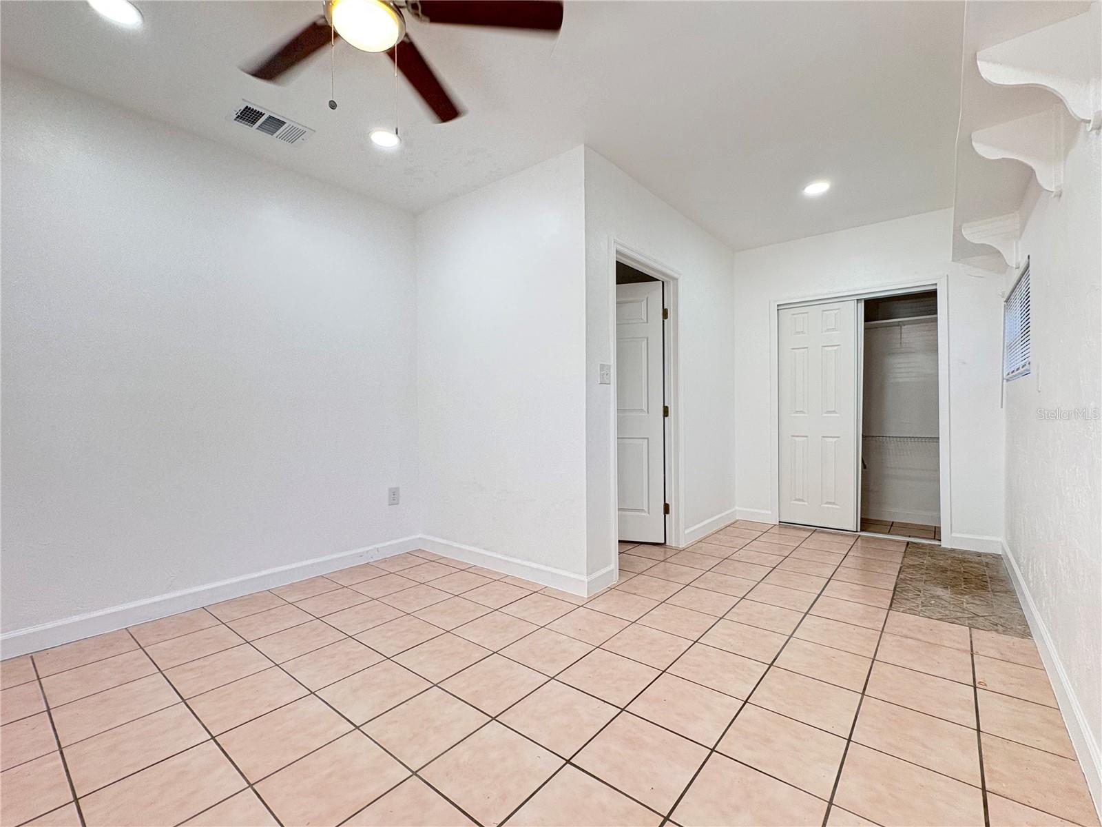 Image 9 of 21 For 2847 Oak Street