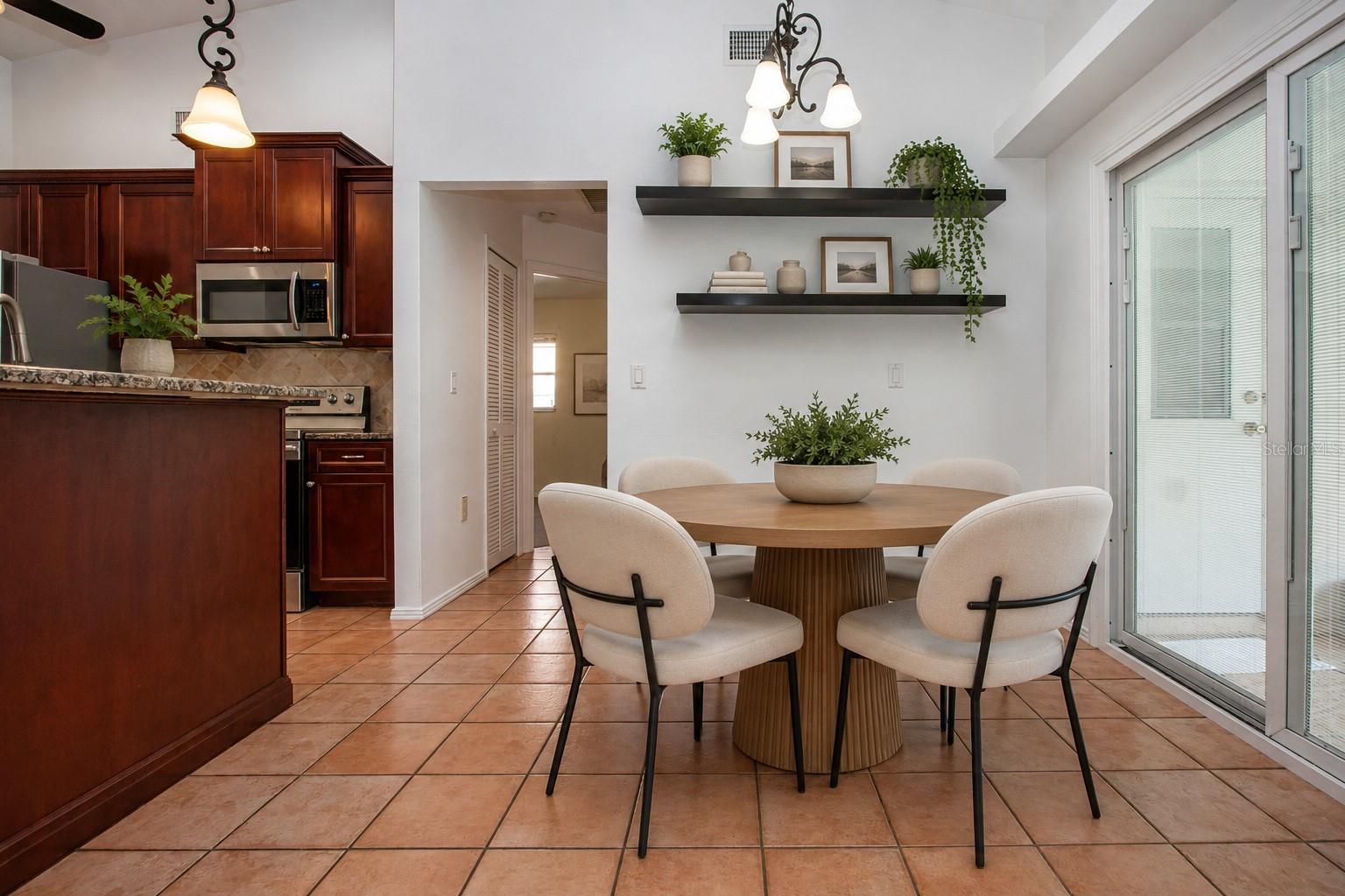 Image 12 of 67 For 4403 Diamond Circle N