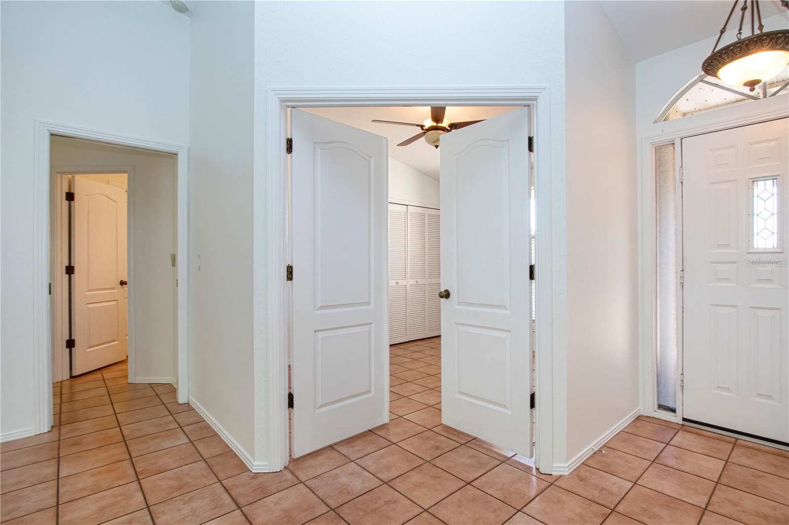 Image 28 of 67 For 4403 Diamond Circle N
