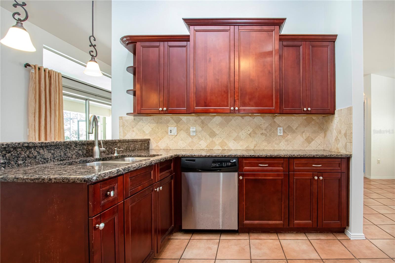 Image 32 of 67 For 4403 Diamond Circle N