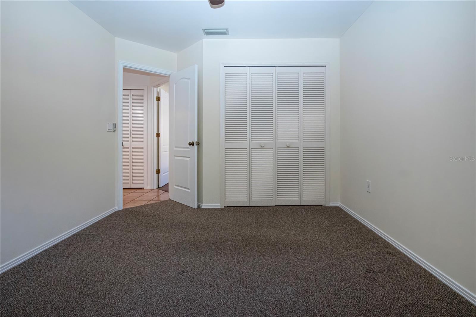 Image 52 of 67 For 4403 Diamond Circle N