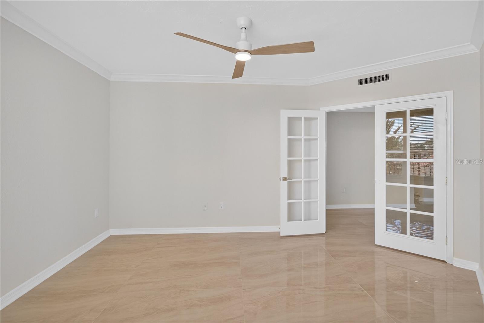Image 21 of 45 For 5430 Eagles Point Circle 202