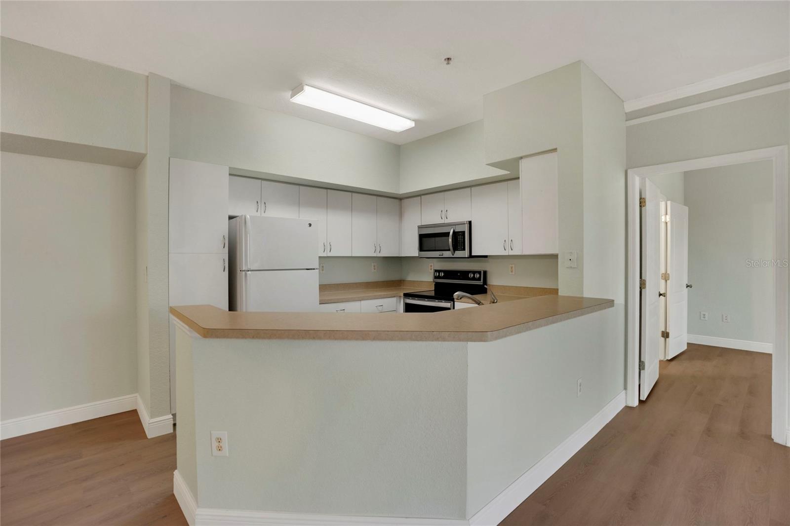Image 11 of 49 For 4178 Central Sarasota Parkway 316