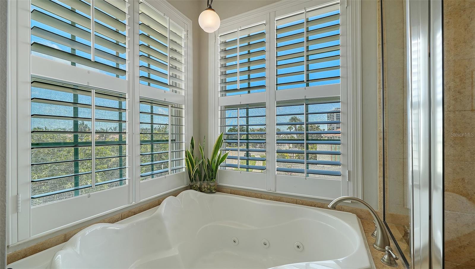 Image 29 of 98 For 357 Tierra Mar Lane 5