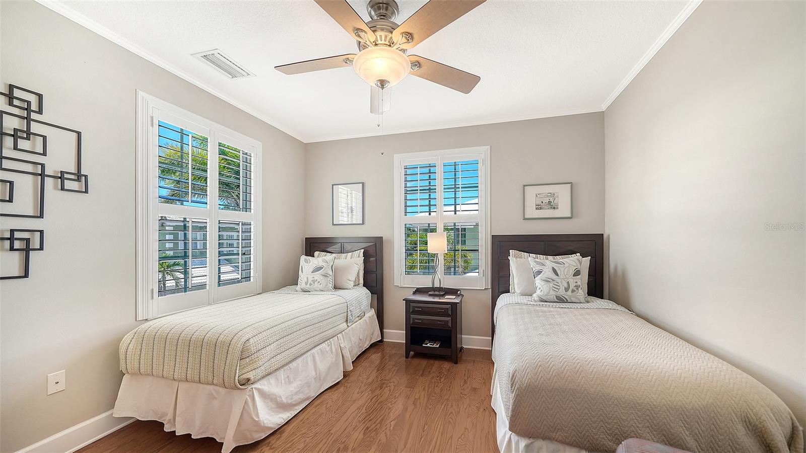 Image 36 of 98 For 357 Tierra Mar Lane 5