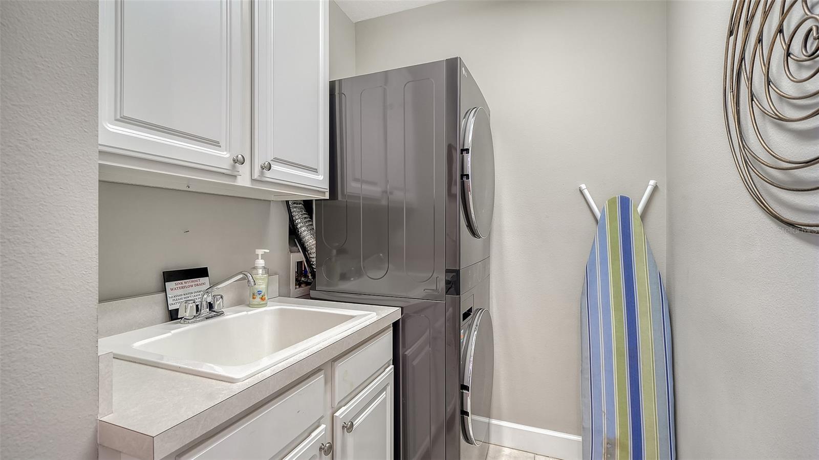 Image 38 of 98 For 357 Tierra Mar Lane 5