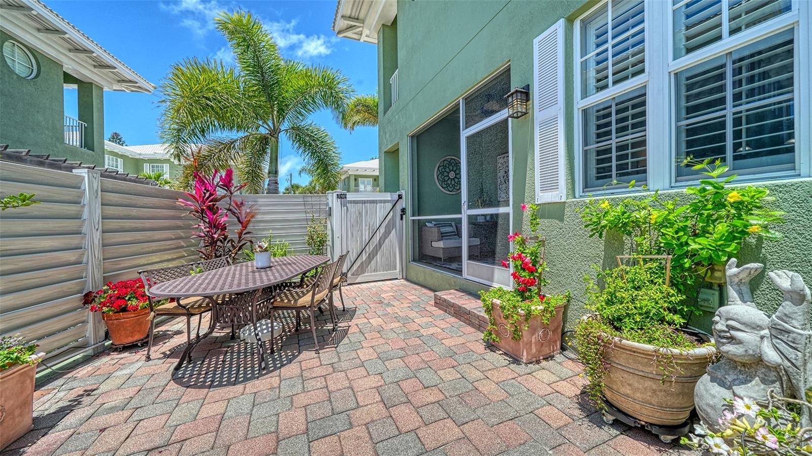 Image 45 of 98 For 357 Tierra Mar Lane 5
