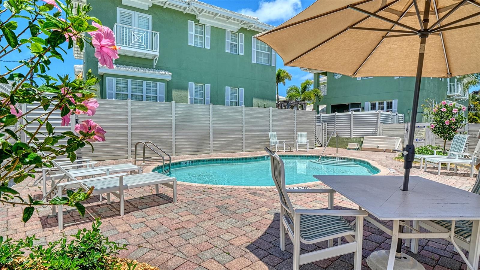 Image 56 of 98 For 357 Tierra Mar Lane 5