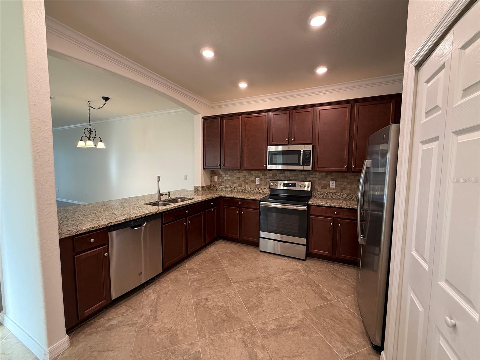 Image 3 of 20 For 9929 Haze Drive