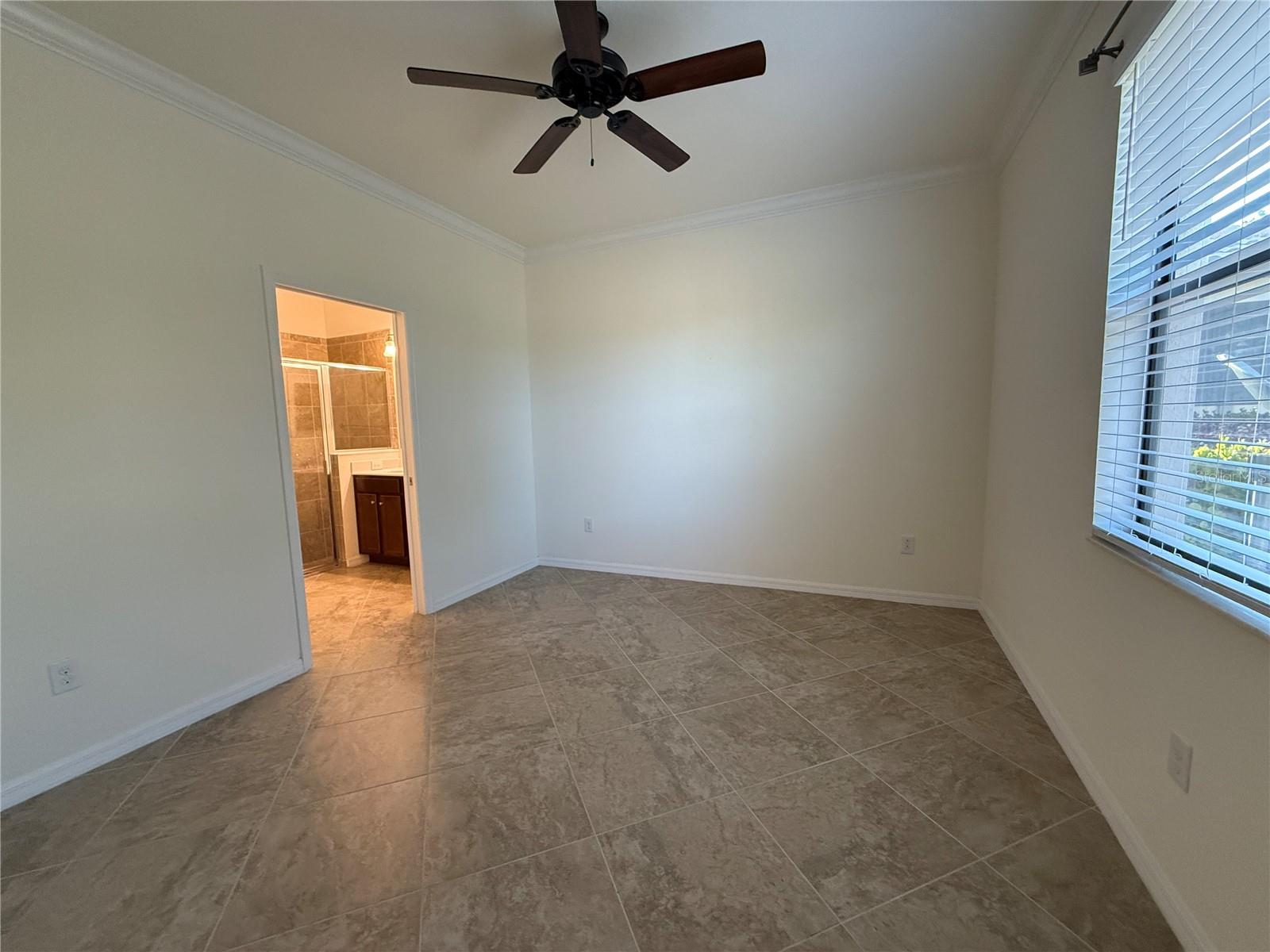 Image 4 of 20 For 9929 Haze Drive