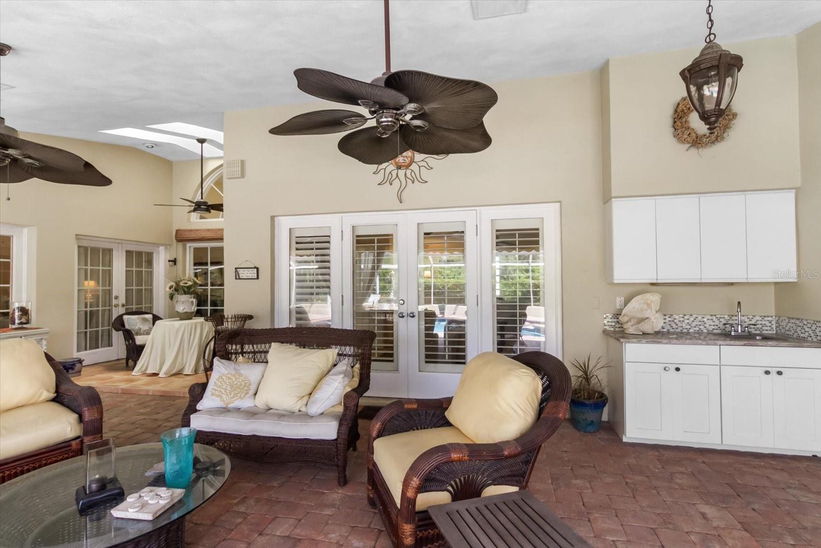 Image 30 of 73 For 204 Windward Drive