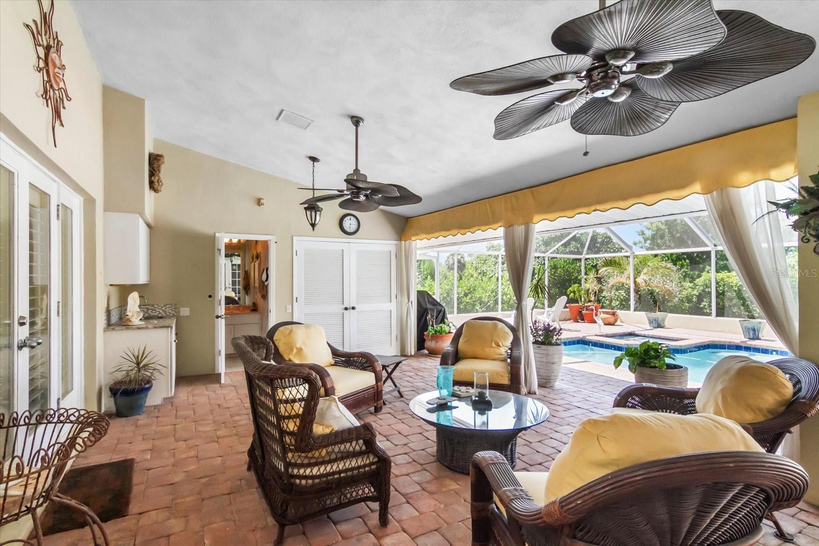 Image 34 of 73 For 204 Windward Drive