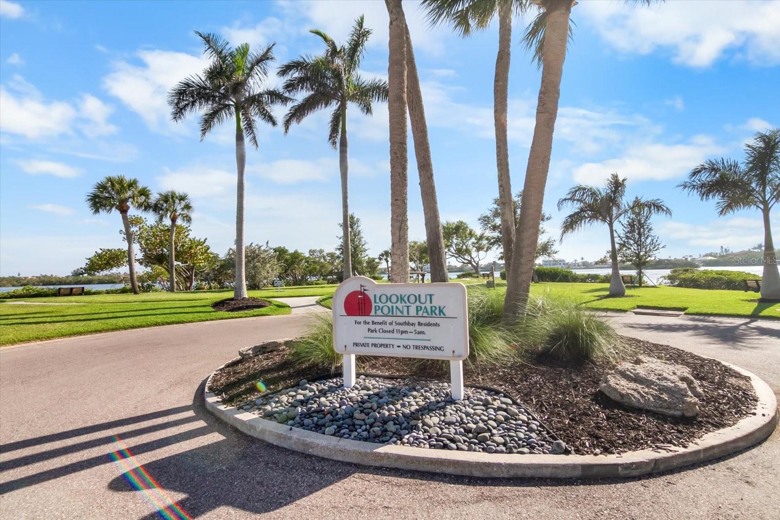 Image 50 of 73 For 204 Windward Drive