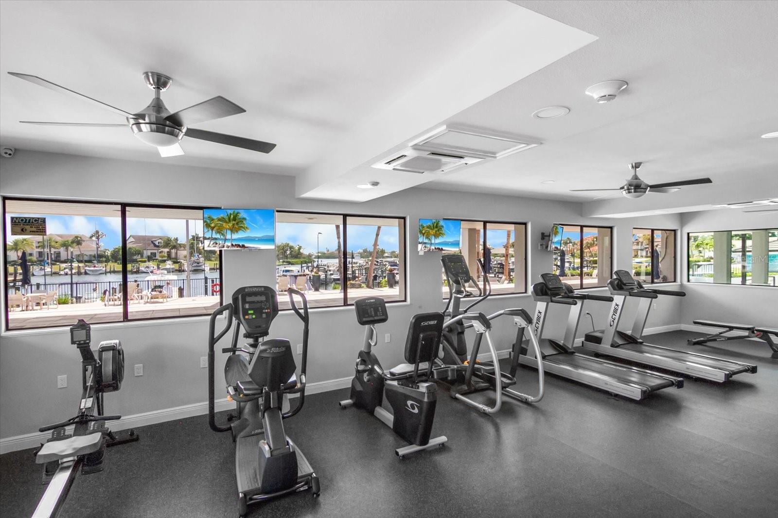 Image 61 of 73 For 204 Windward Drive