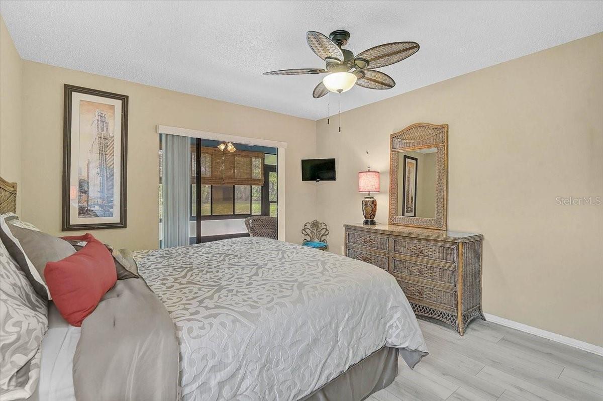 Image 15 of 55 For 4169 66th Street Circle W H