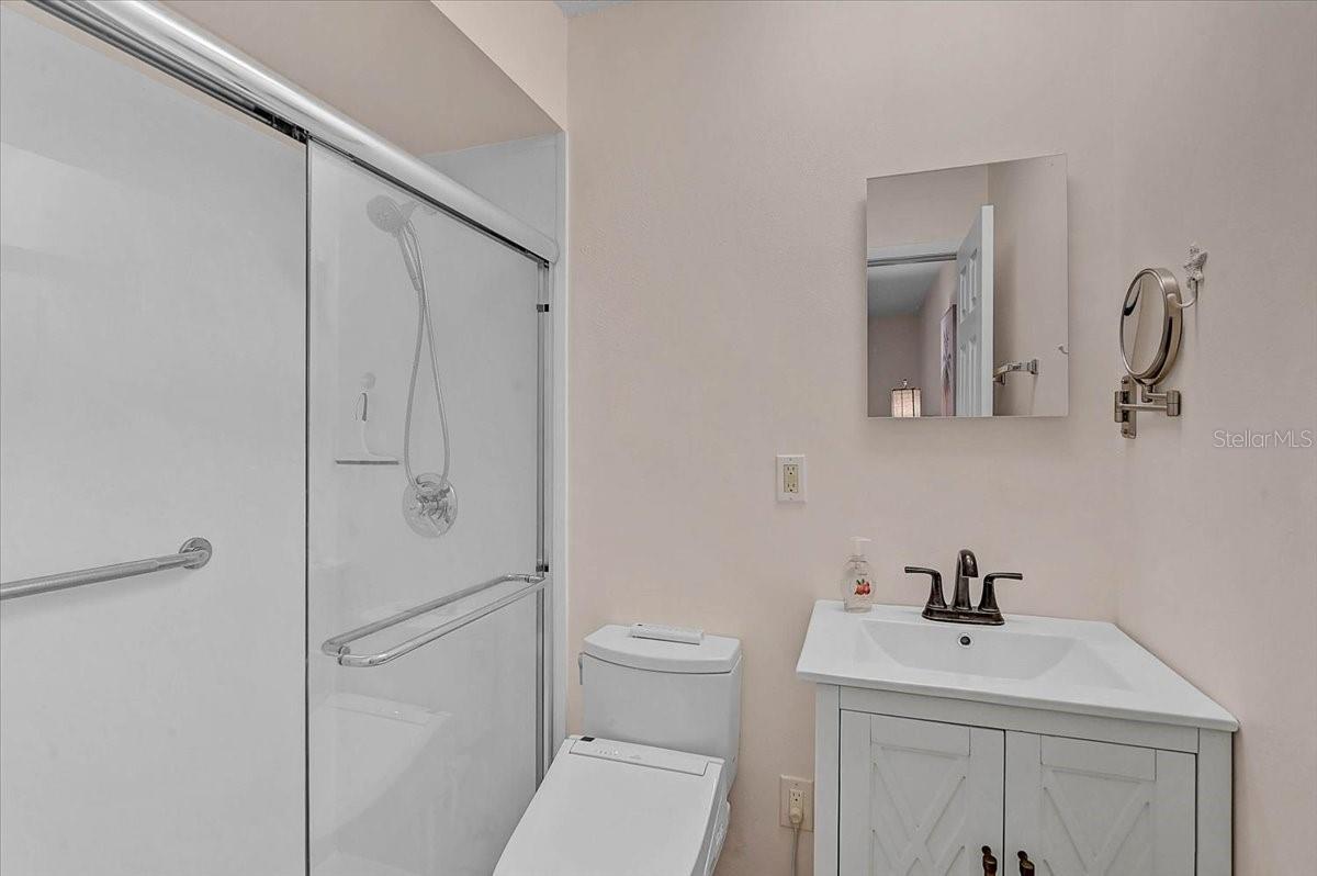 Image 20 of 55 For 4169 66th Street Circle W H