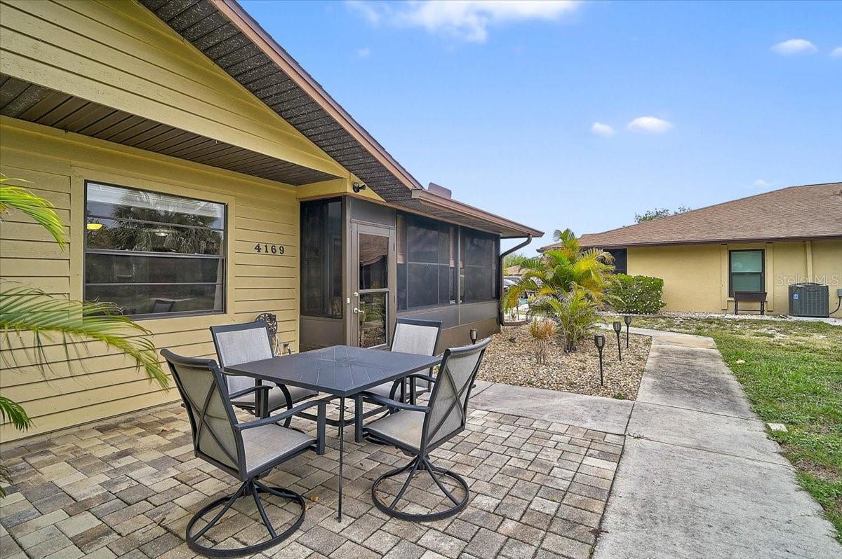 Image 33 of 55 For 4169 66th Street Circle W H