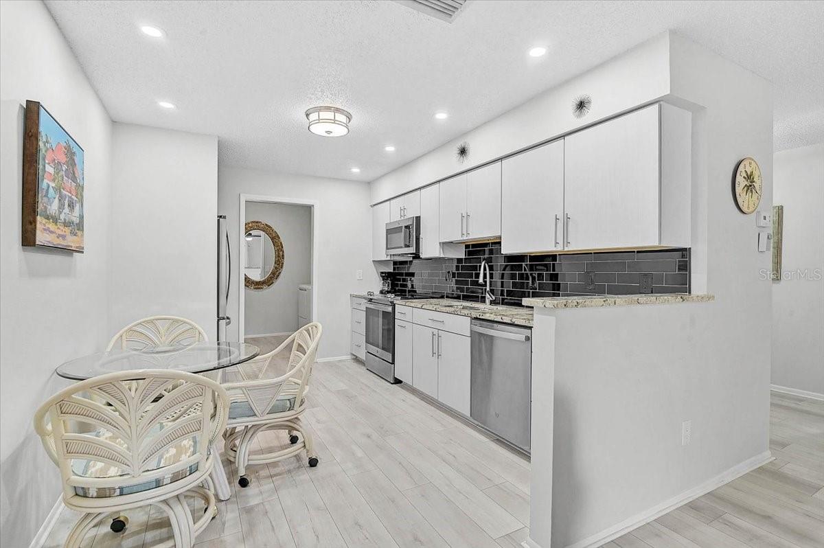 Image 5 of 55 For 4169 66th Street Circle W H
