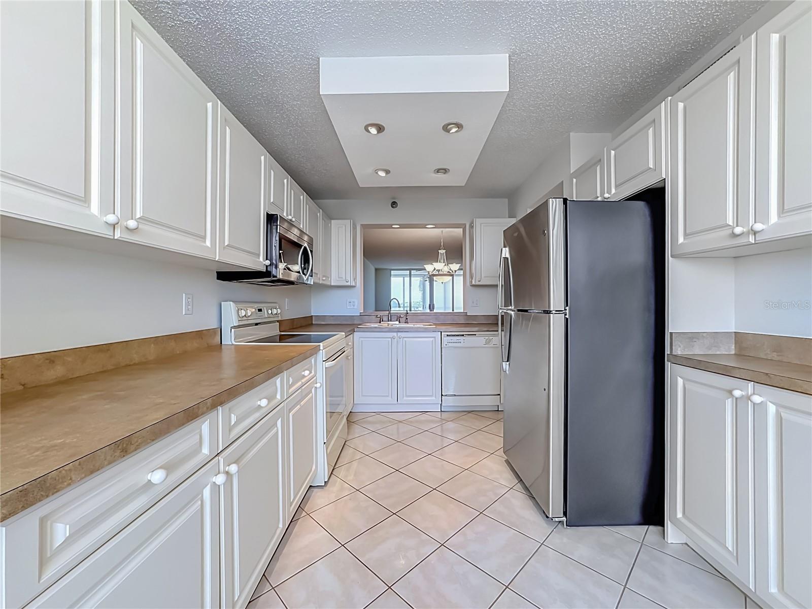Image 10 of 39 For 3740 Pinebrook Circle 607