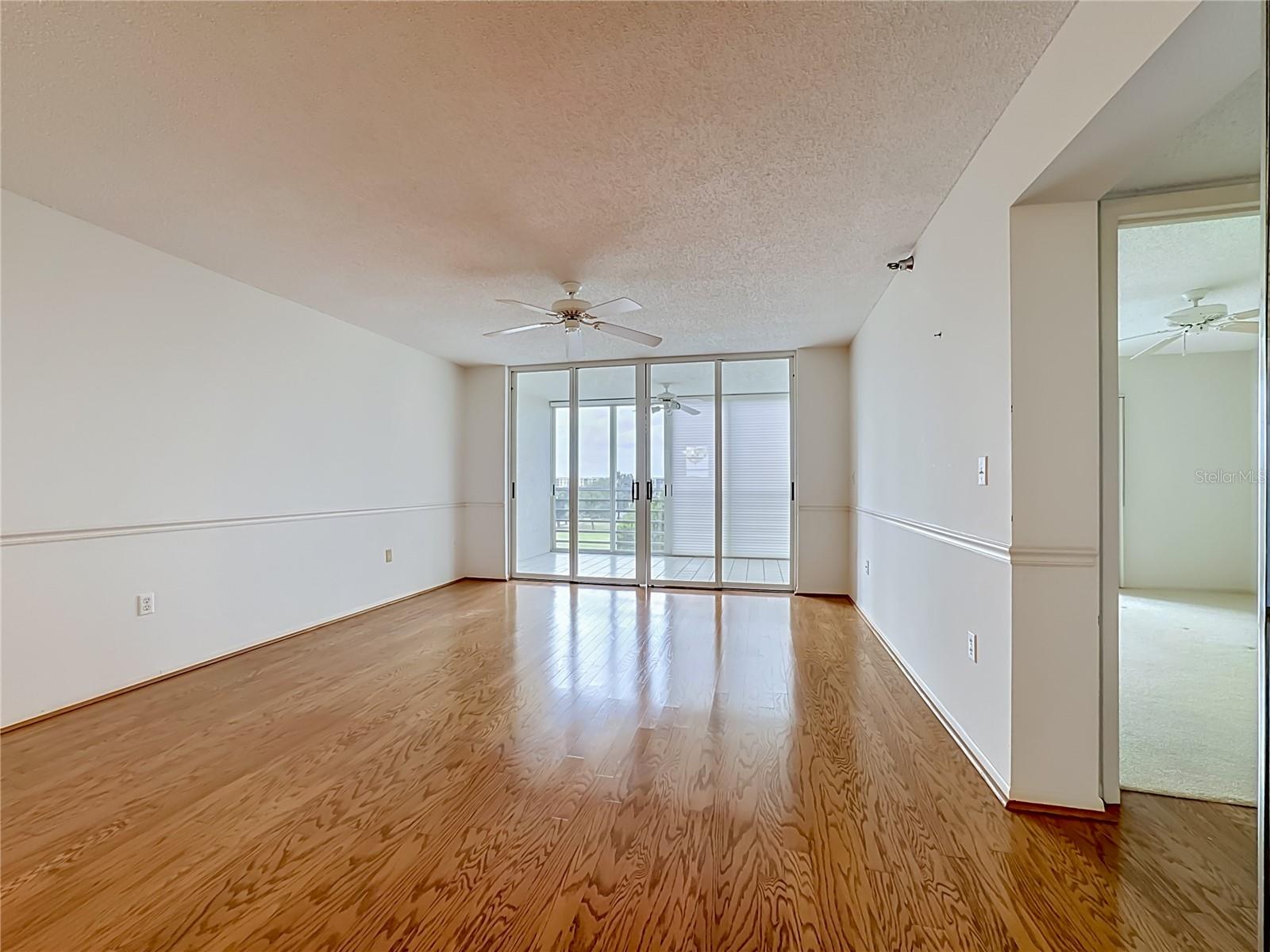 Image 16 of 39 For 3740 Pinebrook Circle 607