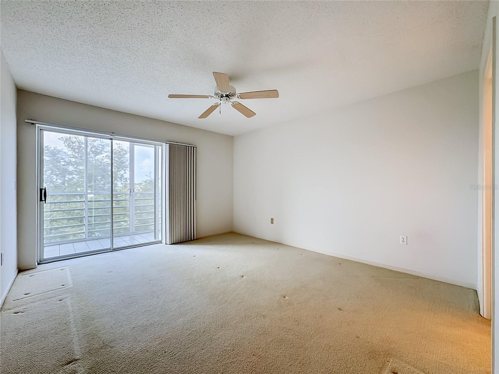 Image 21 of 39 For 3740 Pinebrook Circle 607