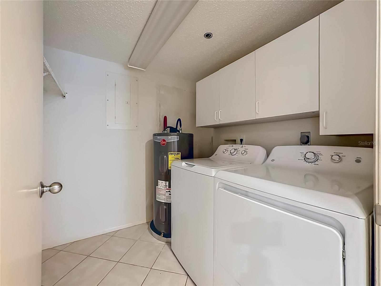 Image 27 of 39 For 3740 Pinebrook Circle 607