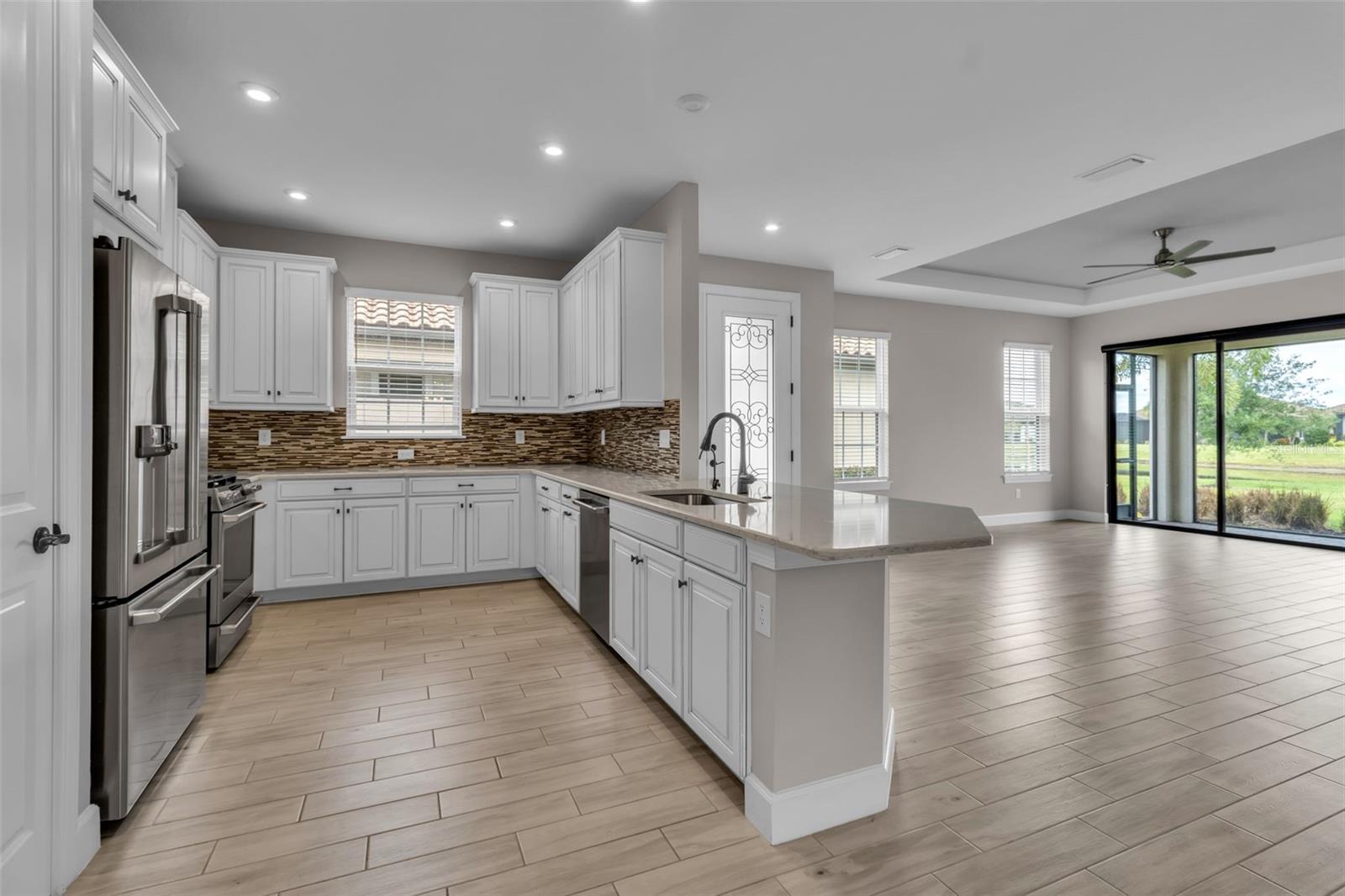Image 17 of 84 For 4755 Motta Court