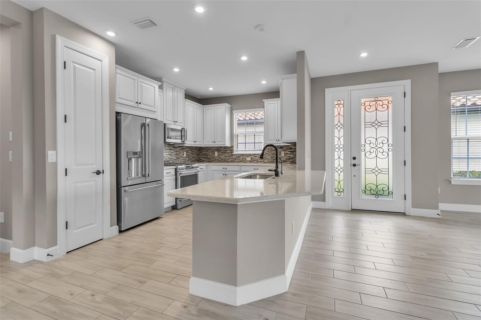 Image 18 of 84 For 4755 Motta Court