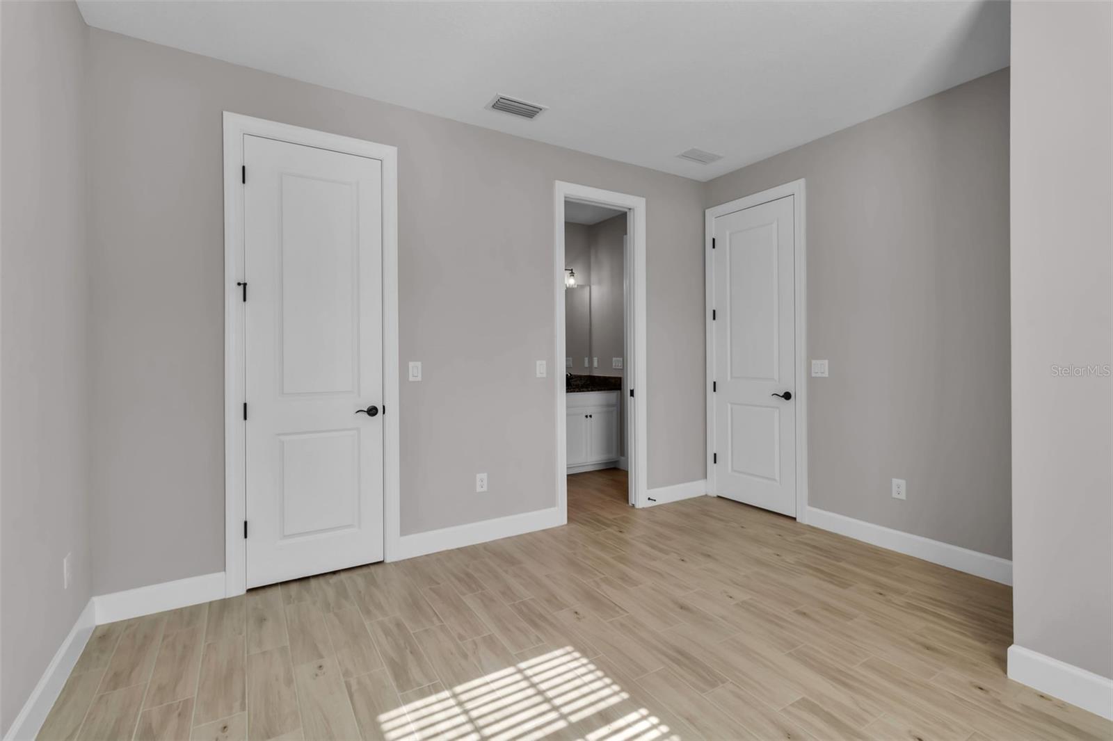 Image 20 of 84 For 4755 Motta Court