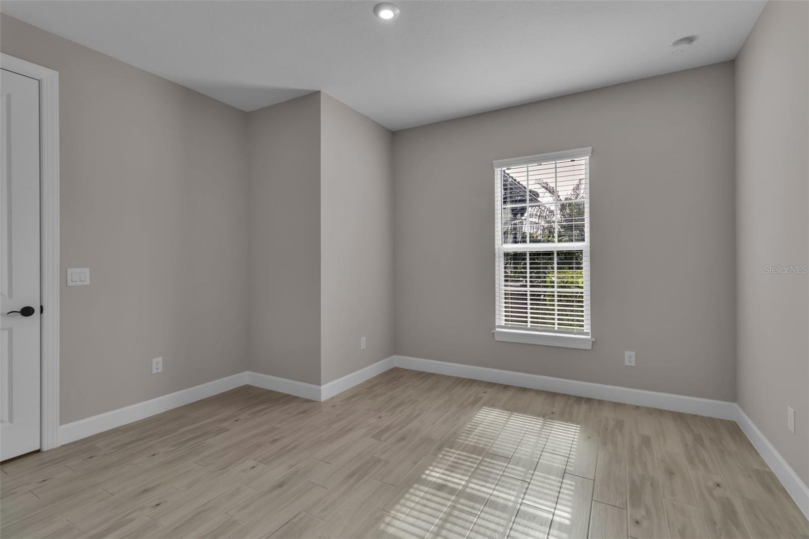 Image 21 of 84 For 4755 Motta Court