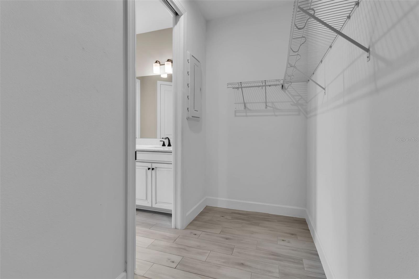 Image 23 of 84 For 4755 Motta Court
