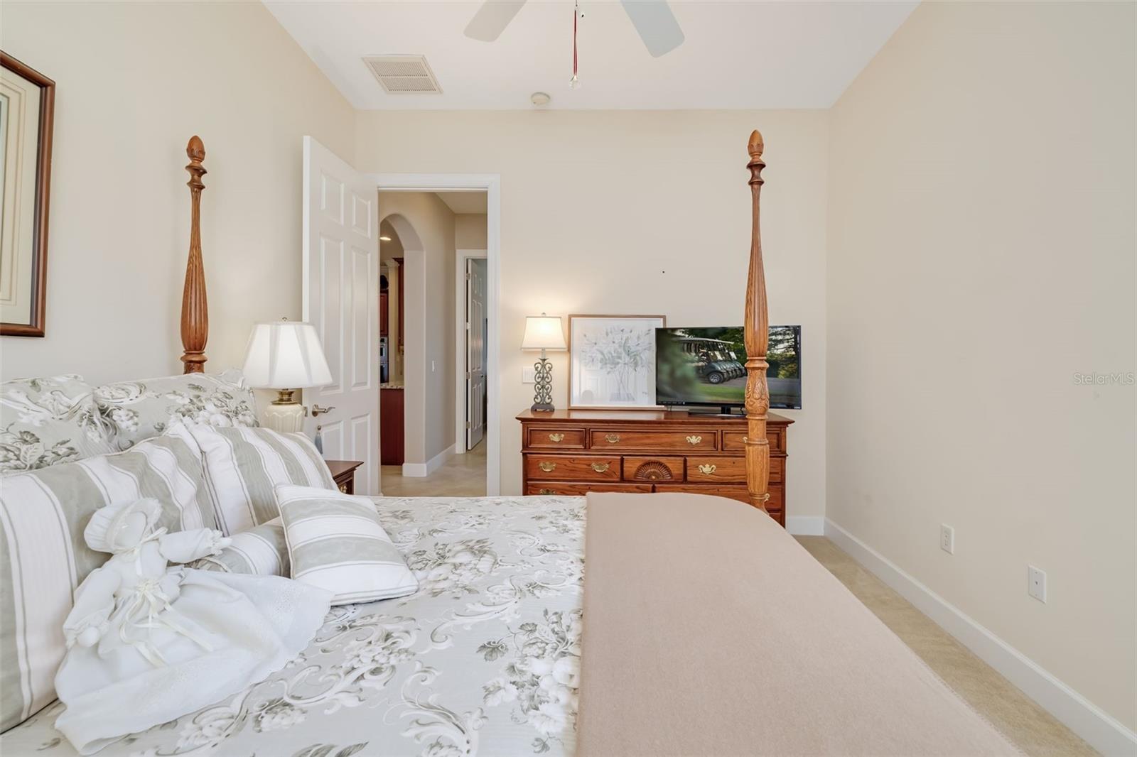 Image 41 of 84 For 11427 Savannah Lakes Drive