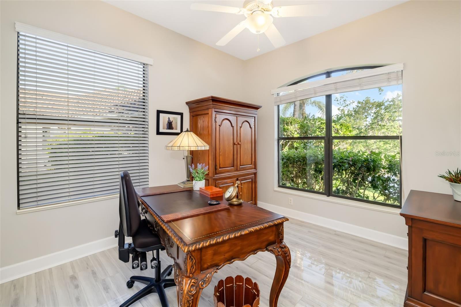 Image 46 of 84 For 11427 Savannah Lakes Drive