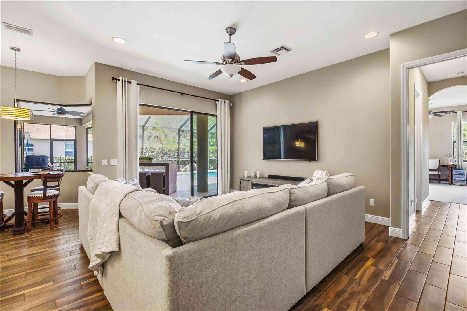 Image 21 of 68 For 16246 26th Street E