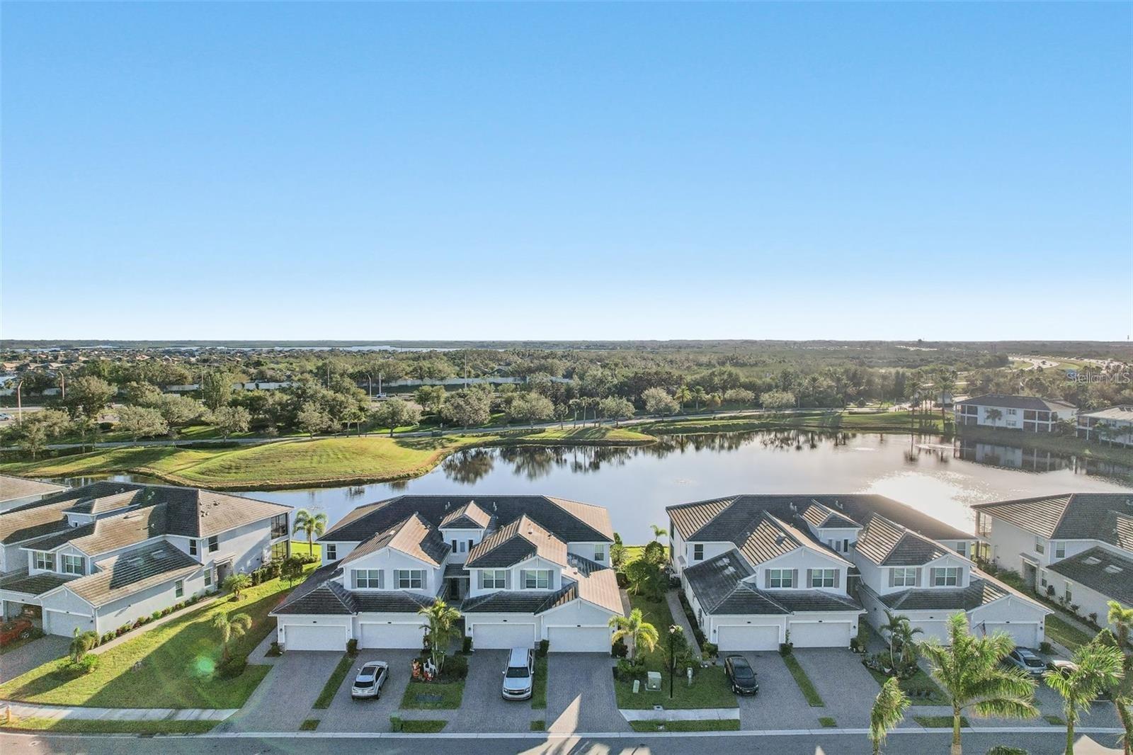 Image 2 of 67 For 931 Tidewater Shores Loop 931