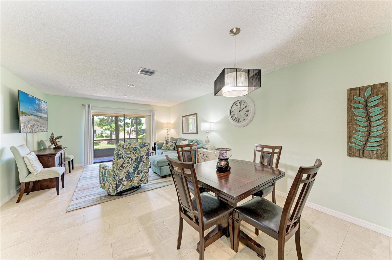 Image 12 of 43 For 4412 Spicewood Drive E