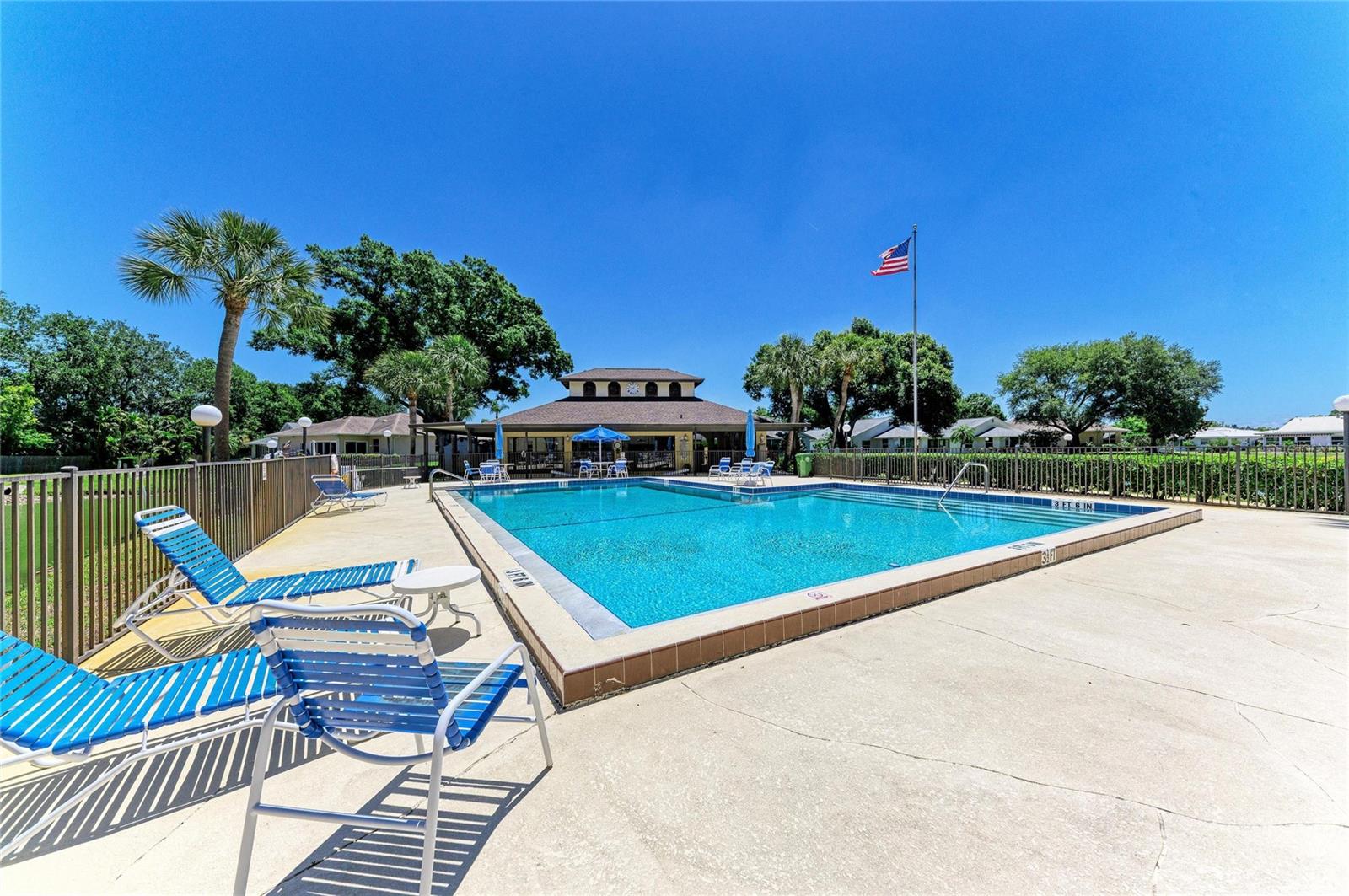 Image 16 of 43 For 4412 Spicewood Drive E