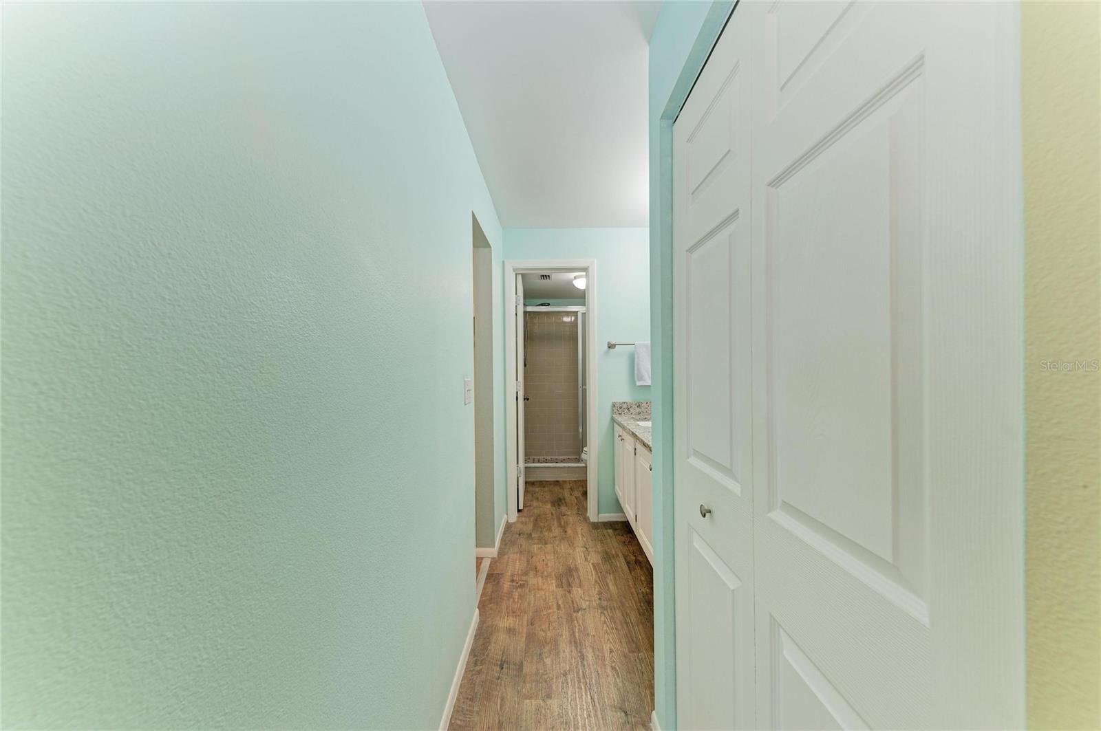 Image 24 of 43 For 4412 Spicewood Drive E