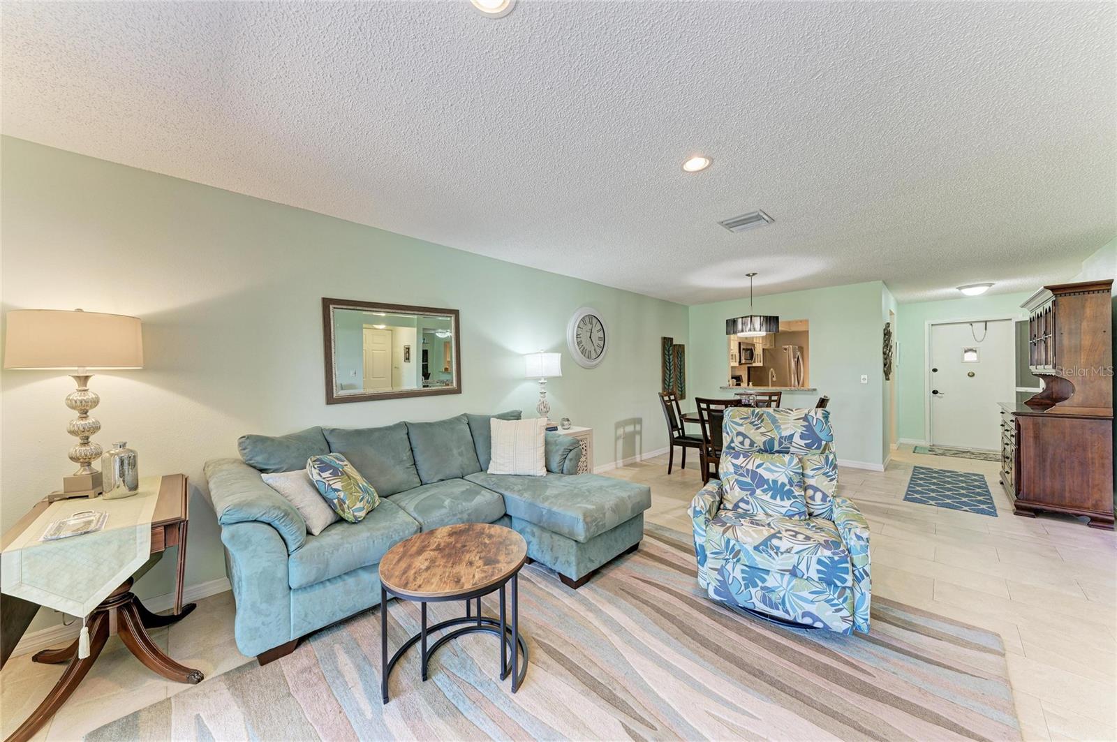 Image 8 of 43 For 4412 Spicewood Drive E