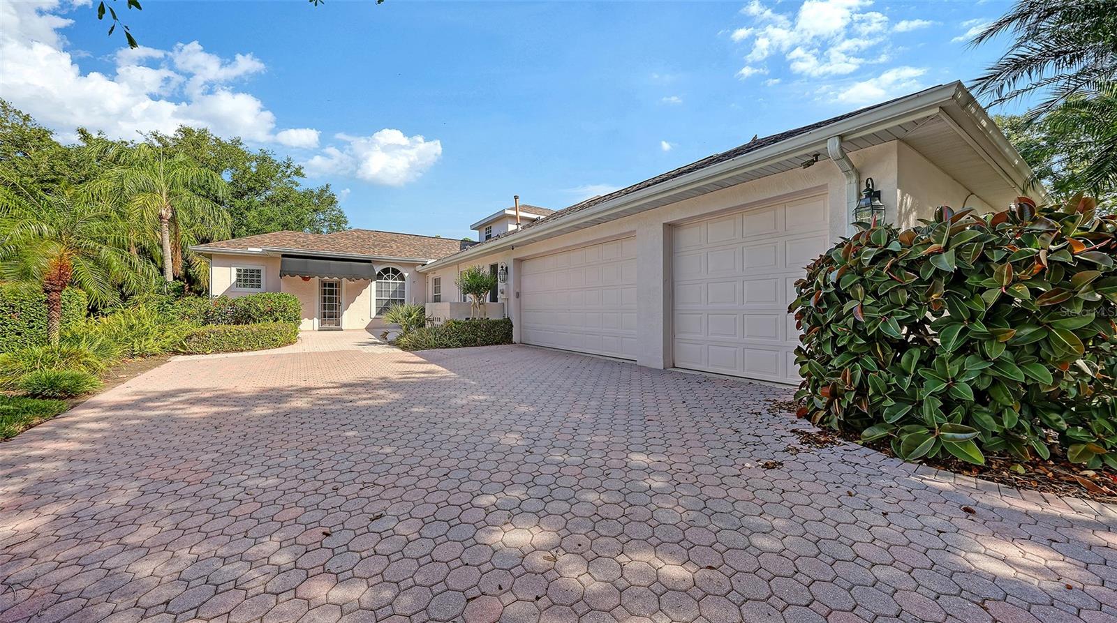 Image 4 of 85 For 7025 Serenoa Drive