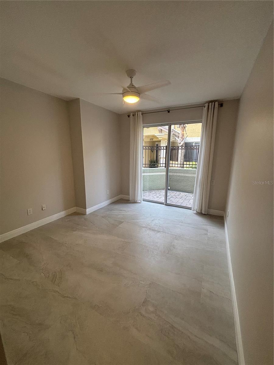Image 10 of 34 For 6536 Moorings Point Circle 101