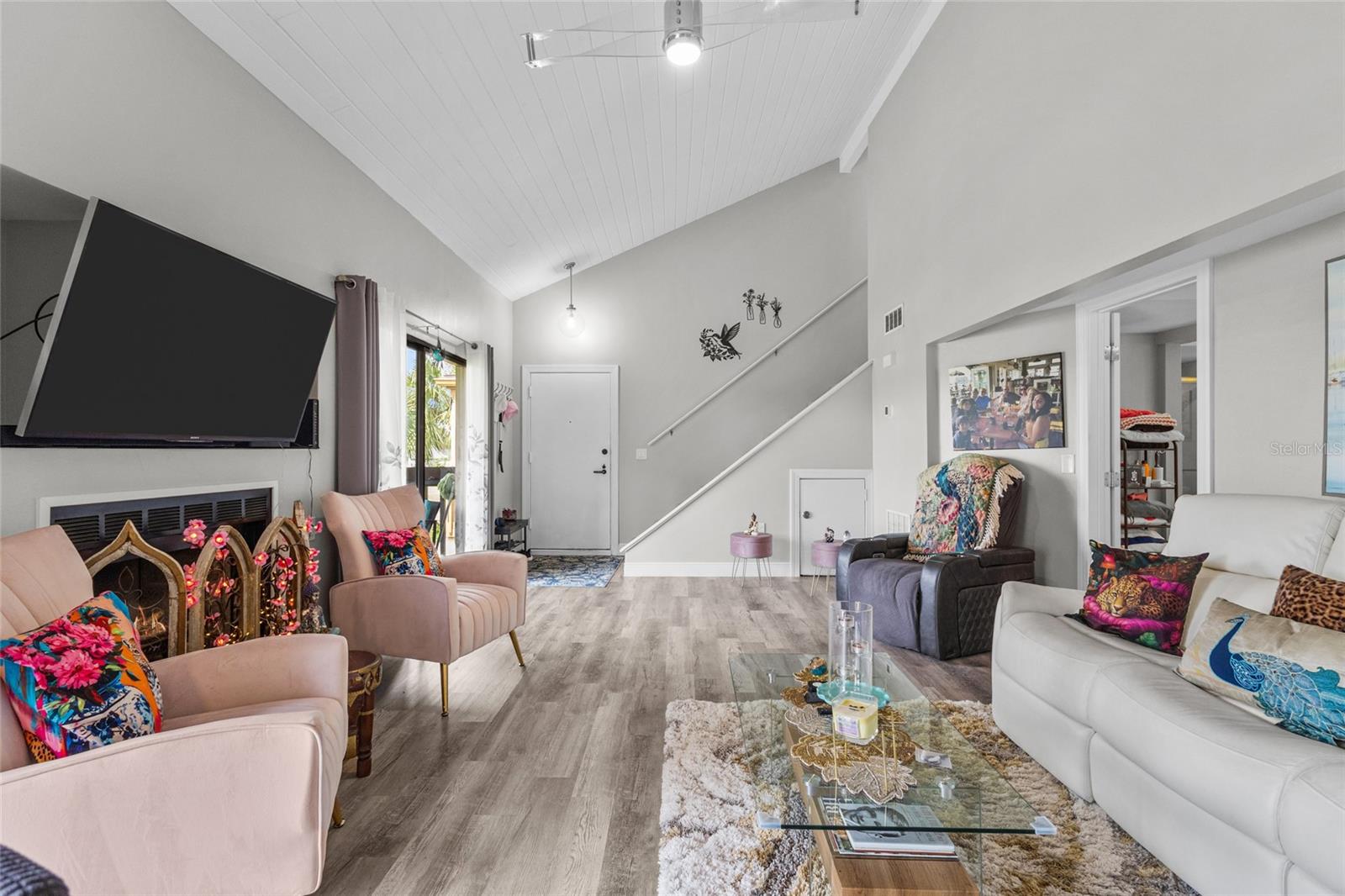 Image 7 of 21 For 3037 Willow Green Drive 12