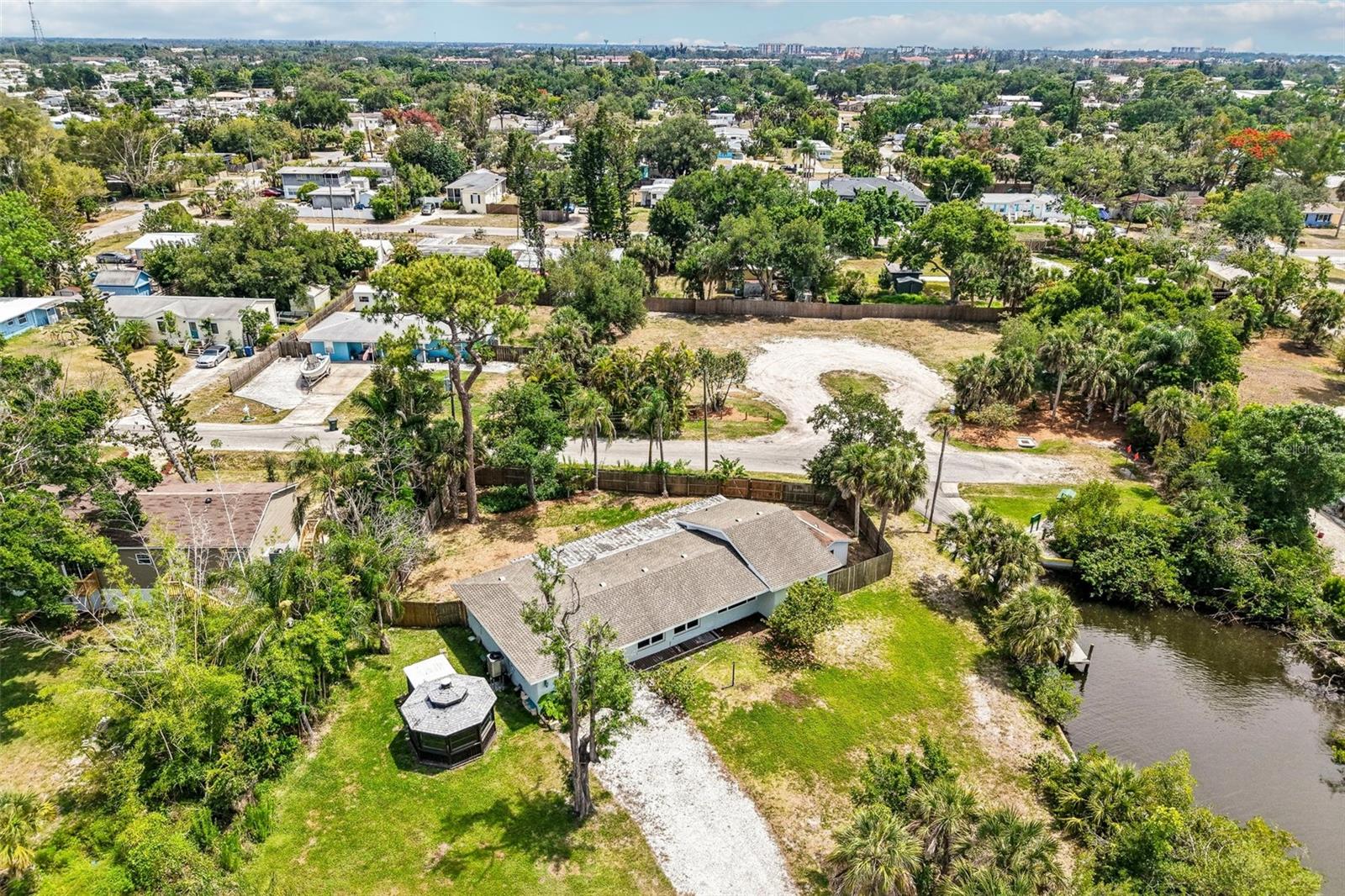 Details for 807 Lucille Avenue, NOKOMIS, FL 34275