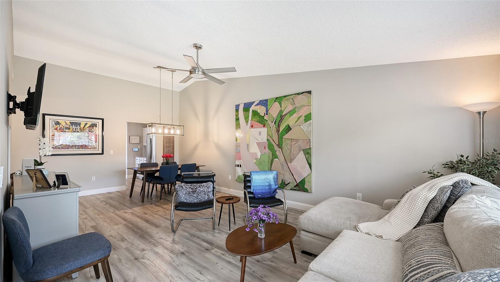 Image 5 of 26 For 5649 Westwind Lane