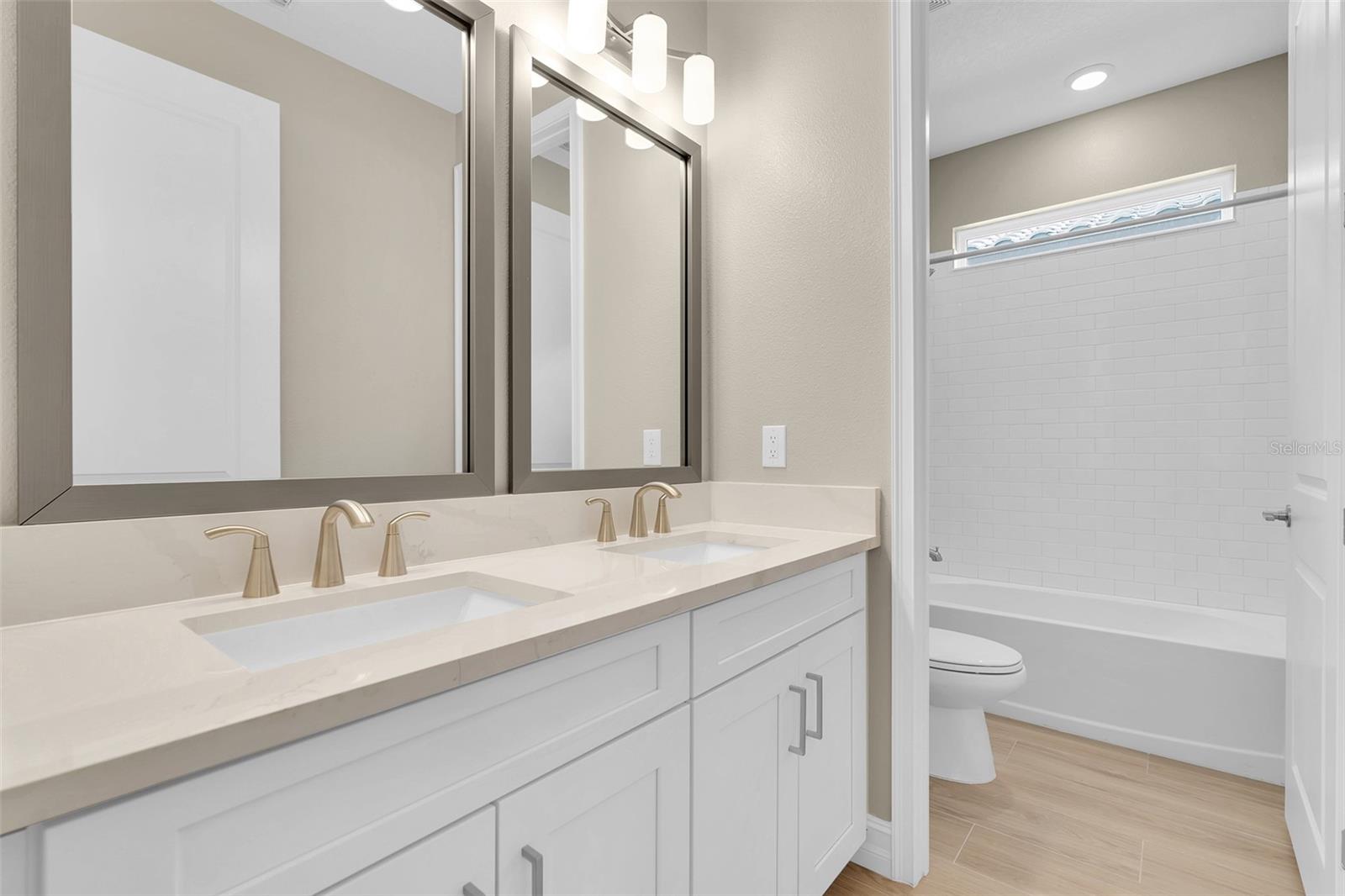 Image 18 of 54 For 2217 6th Street E