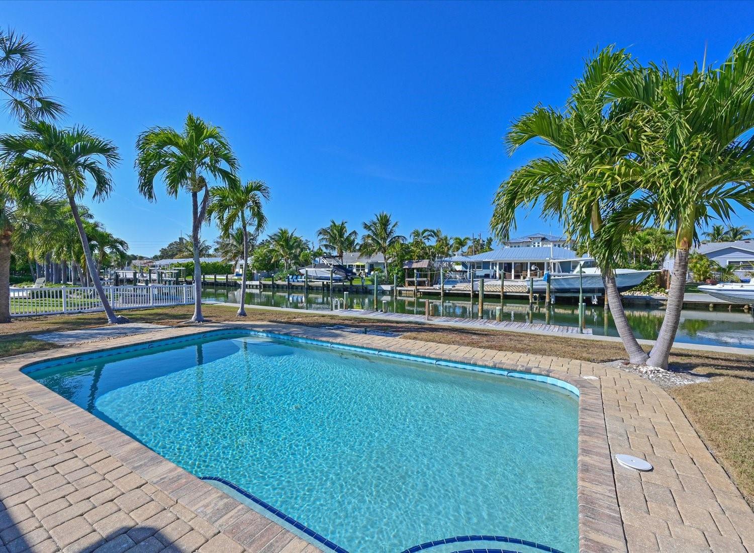 Image 5 of 26 For 512 Key Royale Drive