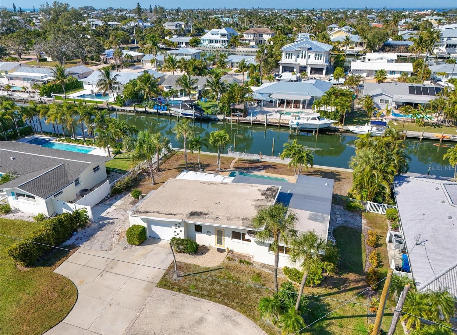 Image 9 of 26 For 512 Key Royale Drive
