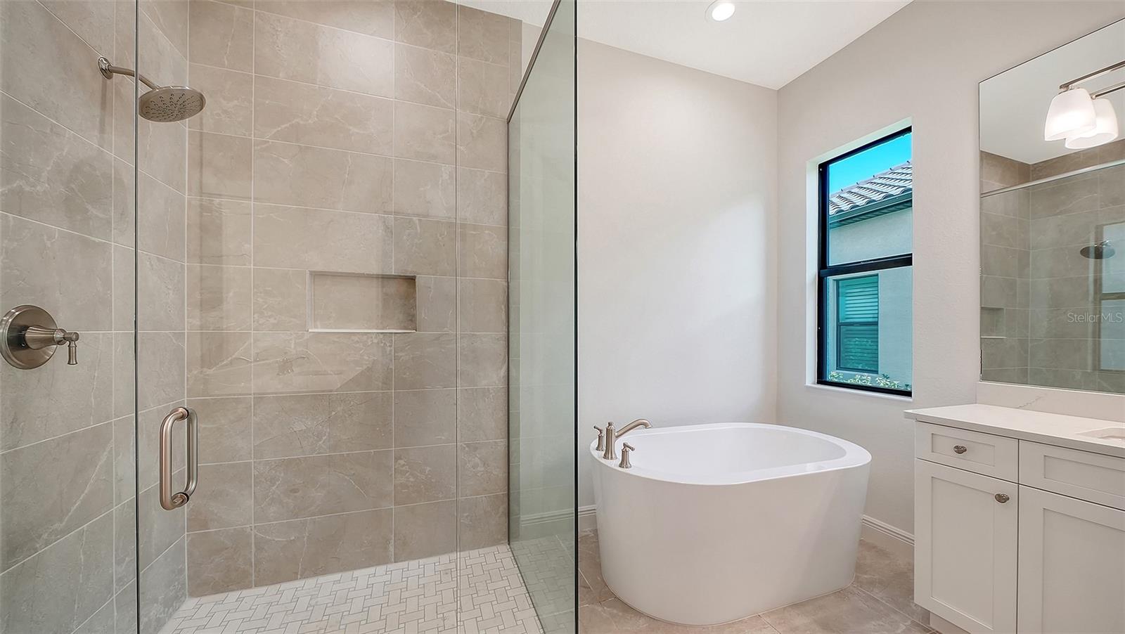 Image 5 of 43 For 524 Bocelli Drive