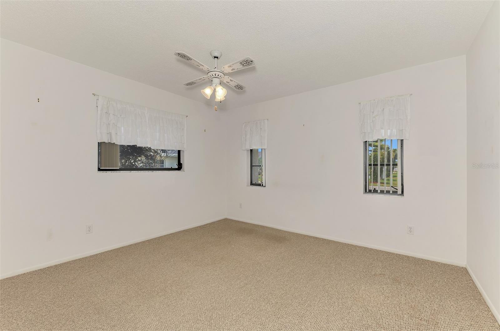 Image 41 of 50 For 5833 Madison Road