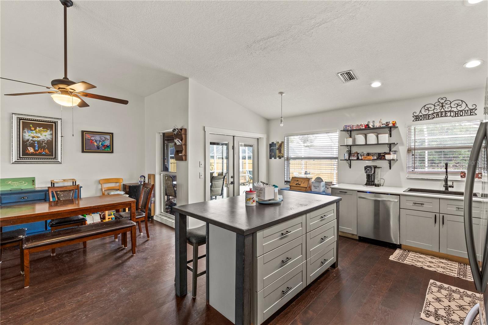 Image 8 of 20 For 3703 31st Street E